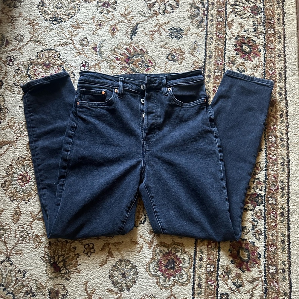 H&M Ultra High Waisted Black Mom Jeans